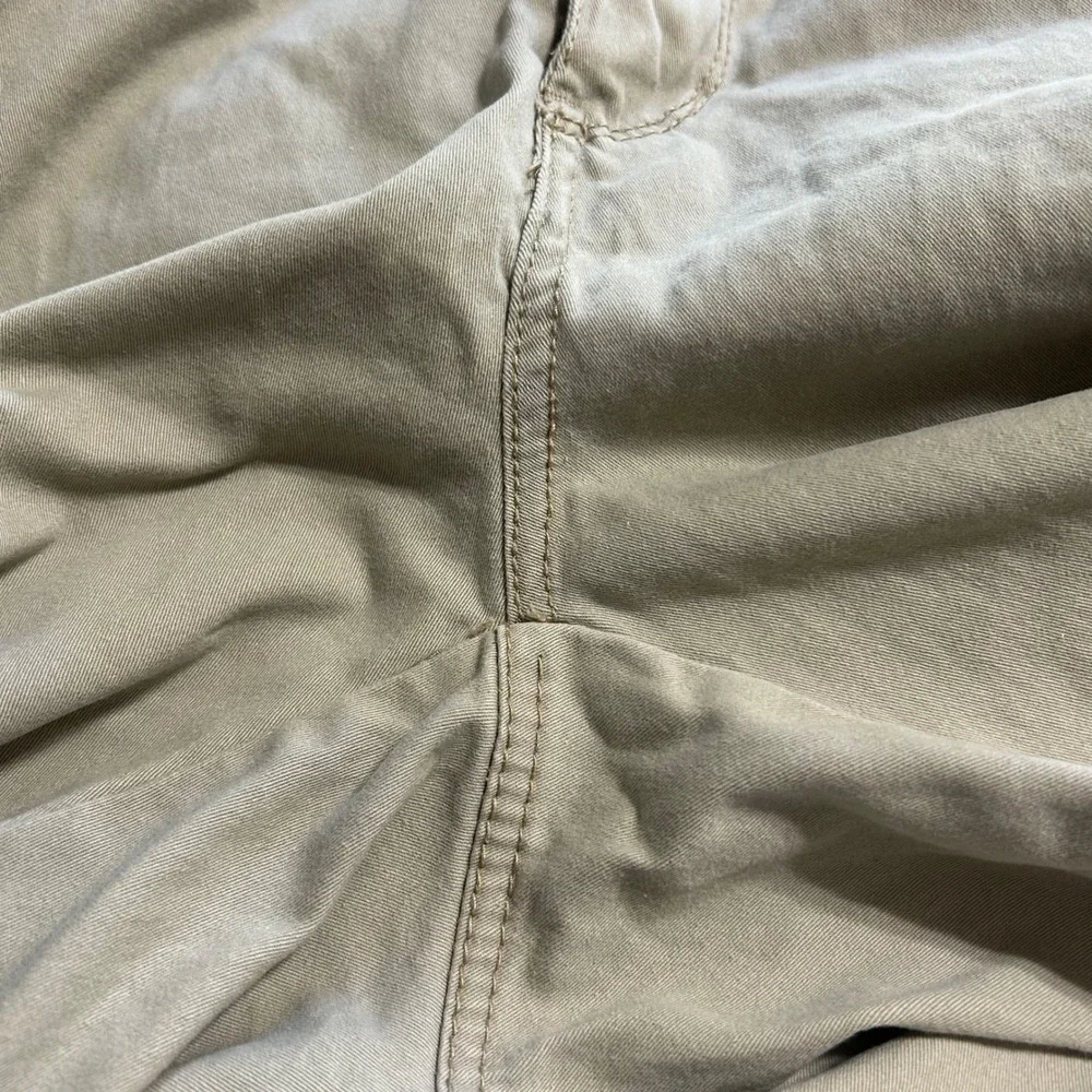 Unionbay Mens Tan Khaki Cargo Shorts Size 36 Stretch Cotton Utility Outdoor